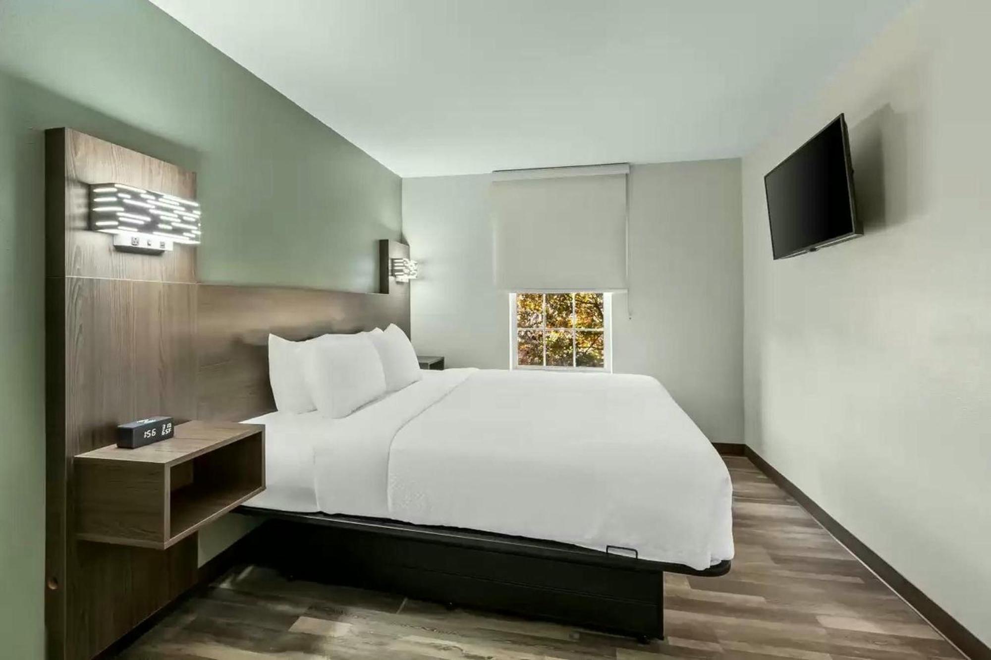 Quality Inn & Suites Columbia Harbison Buitenkant foto